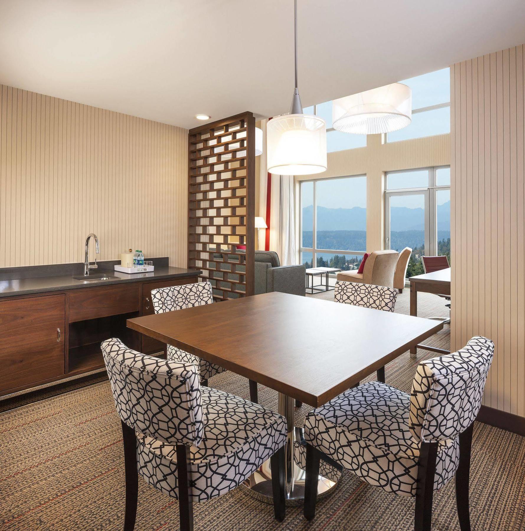 Four Points By Sheraton Seattle Airport South Des Moines Eksteriør bilde